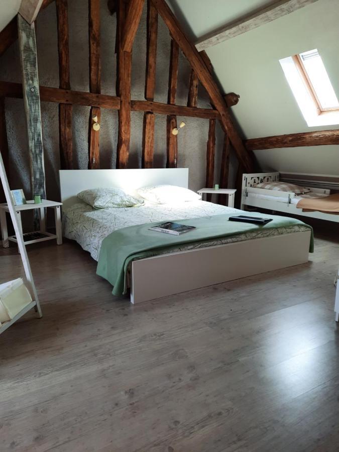 La Maison Genevier - Chambre La Family Montreuil-en-Touraine ภายนอก รูปภาพ