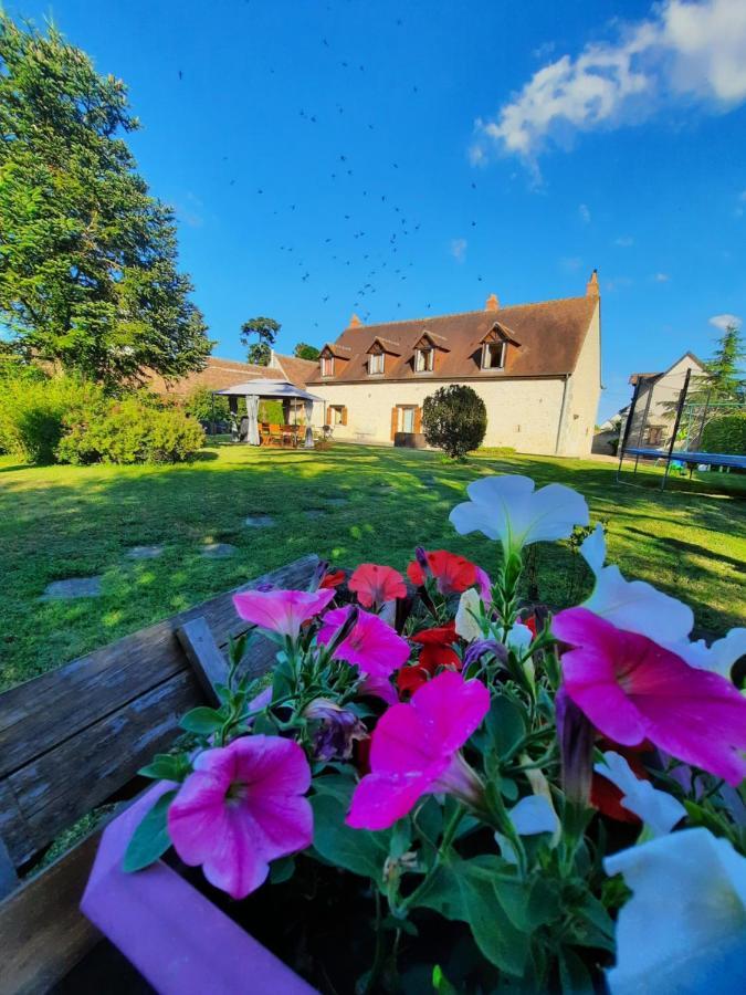 La Maison Genevier - Chambre La Family Montreuil-en-Touraine ภายนอก รูปภาพ